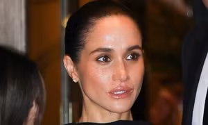 Meghan Markle bị bóc chuyện lố bịch