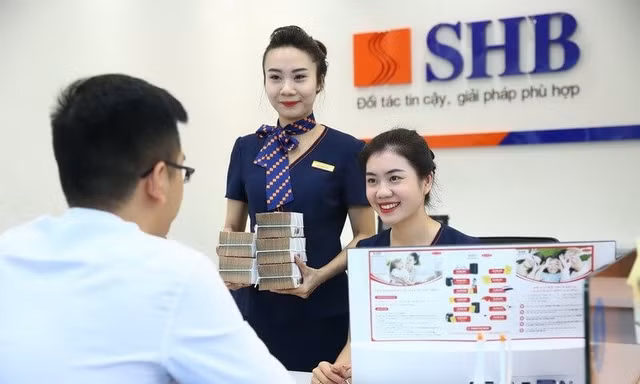 Ngân hàng tăng vốn bằng cách nào?