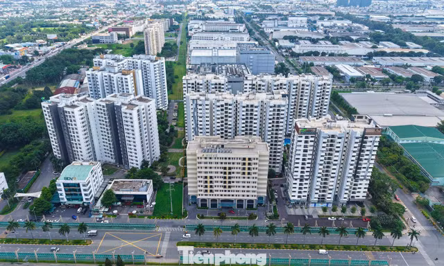 Giá căn hộ, nhà phố TPHCM thấp hơn Hà Nội gần 50%