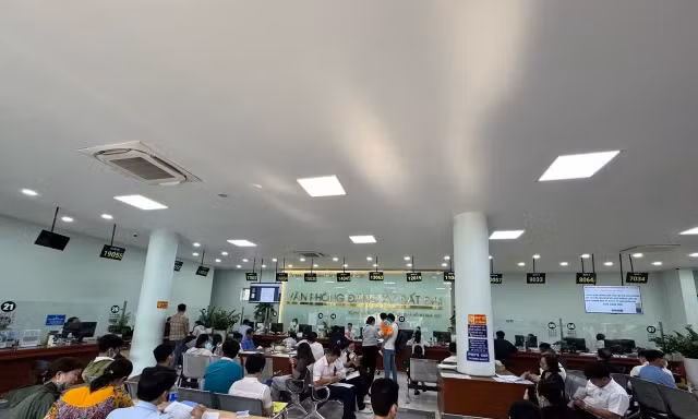TPHCM rà soát toàn bộ dự án nhà ở để cấp hơn 60.000 sổ hồng