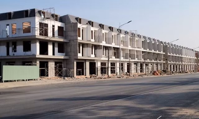Loạt doanh nhân tên tuổi bất ngờ quay lại mảng bất động sản