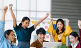 Làm công việc yêu thích: Được làm chính mình nhưng cũng phải sống vì mình