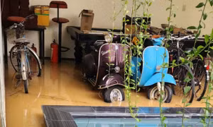Cận cảnh ngôi nhà ca sĩ Ánh Tuyết ở Đà Nẵng ngập nặng 