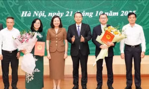 Thông tin về 2 phó chủ tịch Ủy ban Chứng khoán vừa được bổ nhiệm