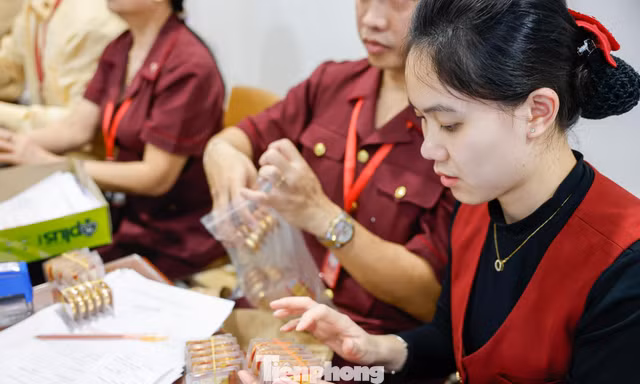 Giá vàng hôm nay (28/8): Giảm ngày thứ 3 liên tiếp