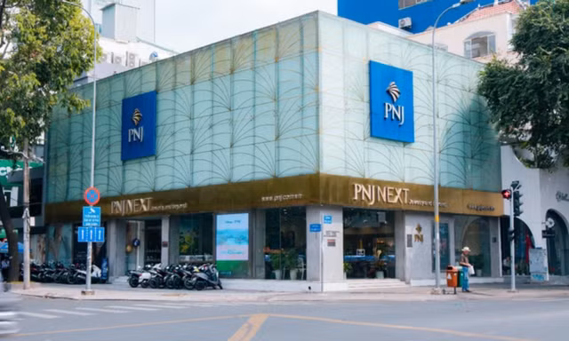 Sóng gió ngành kim cương, PNJ mất 2.200 tỷ vốn hoá: Chứng khoán tuần tới ra sao?