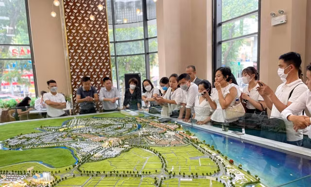 Lập Trung tâm giao dịch BĐS và quyền sử dụng đất để dân được hưởng lợi