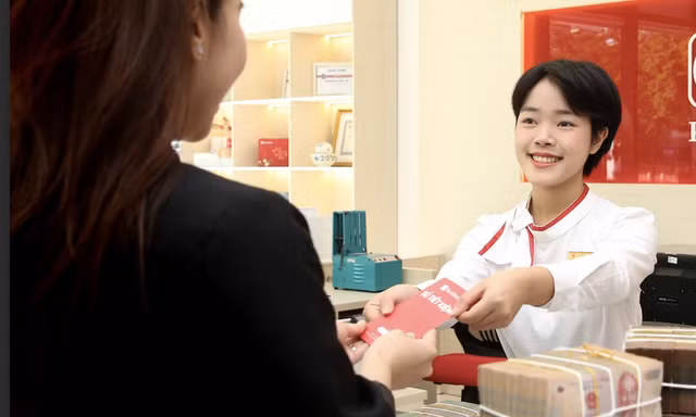 Giảm lãi suất ngân hàng: Dư địa ra sao, ưu tiên lĩnh vực nào? 