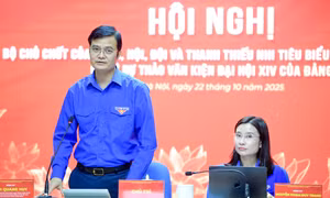 Cán bộ Đoàn, Hội, Đội góp ý Dự thảo Văn kiện Đại hội XIV của Đảng