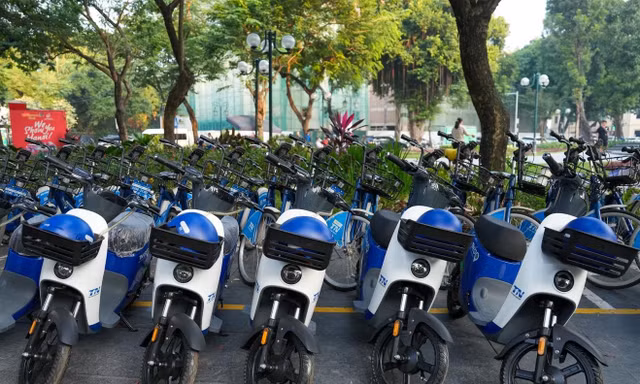 Hà Nội dự kiến phát triển xe đạp điện, xe máy điện công cộng trong vành đai 1