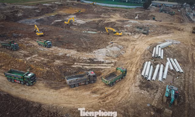 Cận cảnh đại công trường hồ điều hòa Phú Đô 800 tỷ đồng