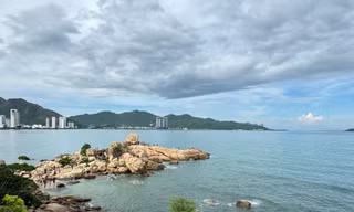 Crystal Bay Airlines: Từ Tour Operator đến kiểm soát chuỗi giá trị du lịch 
