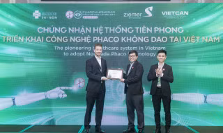 Mắt Sài Gòn được vinh danh dẫn đầu công nghệ Phaco Không Dao tại Việt Nam 