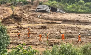 Gần 100% khách hàng tại vùng lũ Điện Biên, Sơn La được cấp điện trở lại