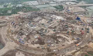 Siêu tiến độ sân vận động lớn nhất hành tinh: Dự kiến hoàn thành chỉ trong 20 tháng, lập kỷ lục của mọi kỷ lục thế giới