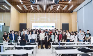 Tái thiết quản trị trong kỷ nguyên số: Chiến lược đột phá từ Swinburne Vietnam và dàn lãnh đạo đa quốc gia
