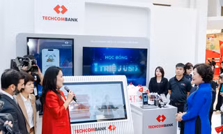 Techcombank ghi dấu ấn tại 'Triển lãm thành tựu đất nước'