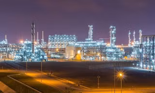 Petrovietnam và bài toán ổn định cung ứng xăng dầu trước biến động năng lượng toàn cầu