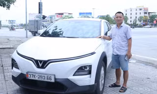 Ấn tượng với khả năng vận hành 'êm, mượt, đầm, chắc' của VF 6