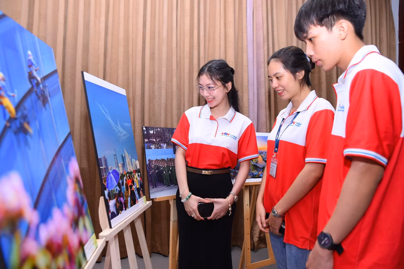 dsc-1366-cuoc-thi-anh-sac-mau-moi-5180-6595.jpg
