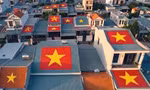 Đạo diễn 'Kiếp sau vẫn là người Việt Nam' xin lỗi 
