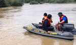 Tìm thấy thi thể nữ sinh rơi xuống sông