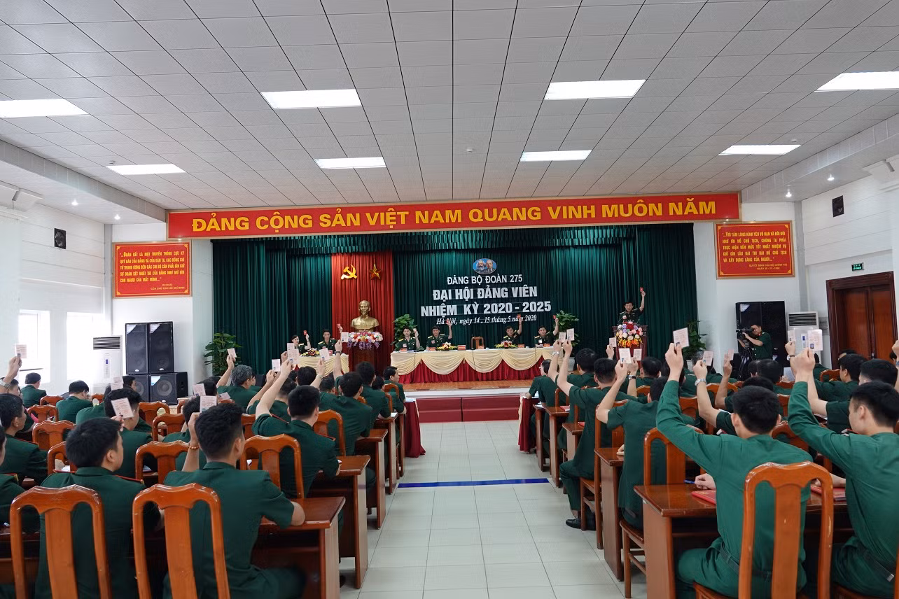 Đoàn 275 đón tiếp gần 9 triệu lượt người vào Lăng viếng Bác ảnh 2