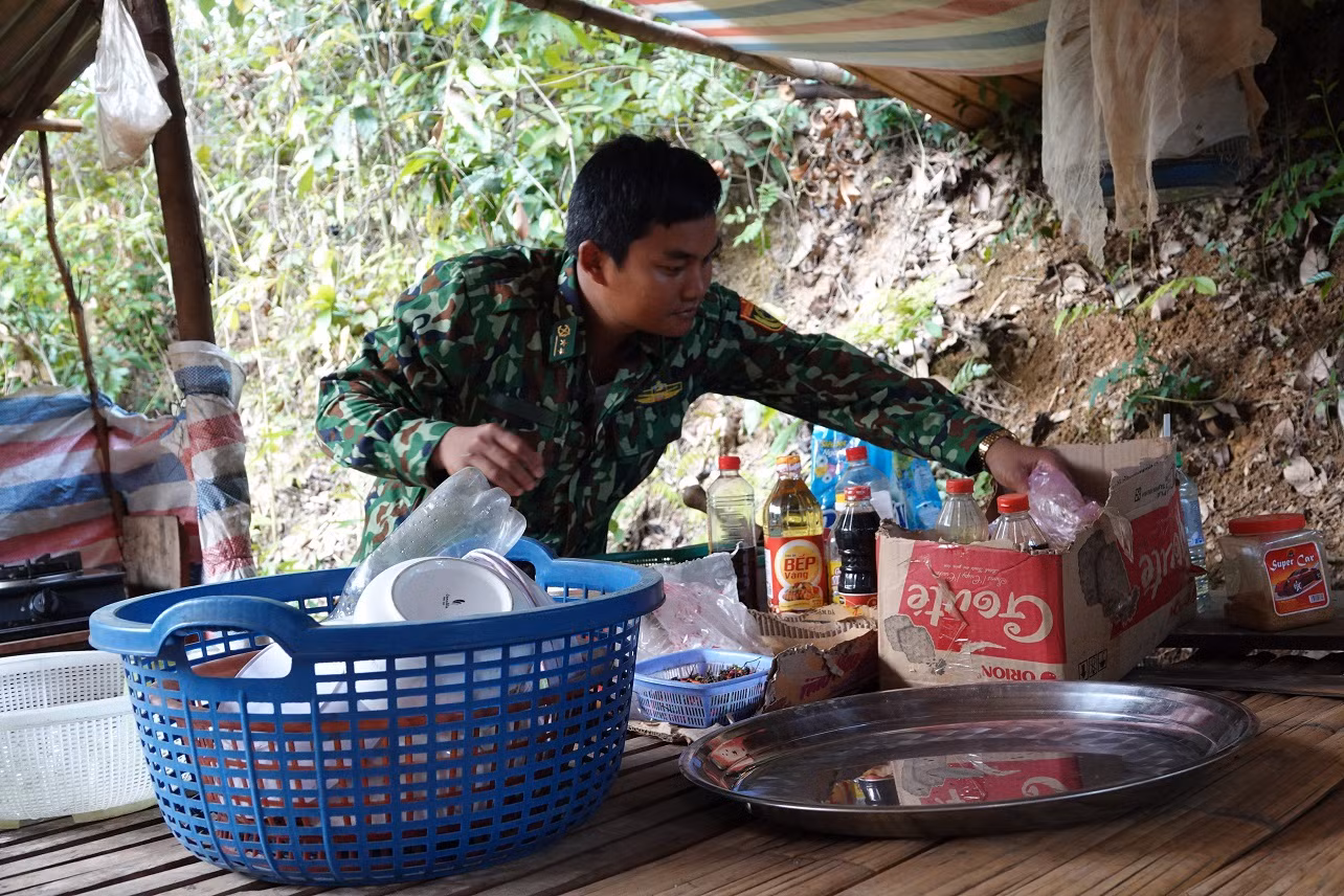  Biên phòng Quảng Trị dãi nắng dầm mưa chặn đại dịch ảnh 9