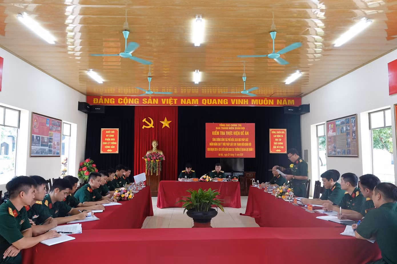 Trang bị kiến thức pháp luật cho đoàn viên thanh niên ảnh 3