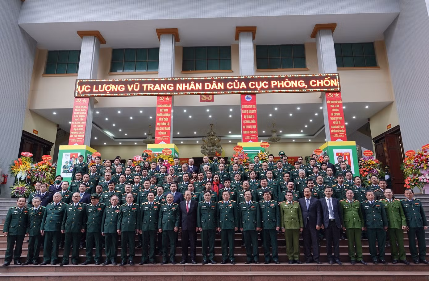 ‘Quả đấm thép’ của lực lượng Biên phòng đón nhận danh hiệu Anh hùng ảnh 5