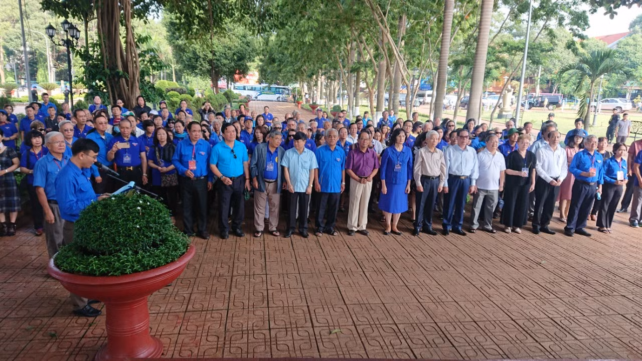 Giao lưu, gặp gỡ cựu cán bộ Đoàn phía nam lần thứ 2 ảnh 2