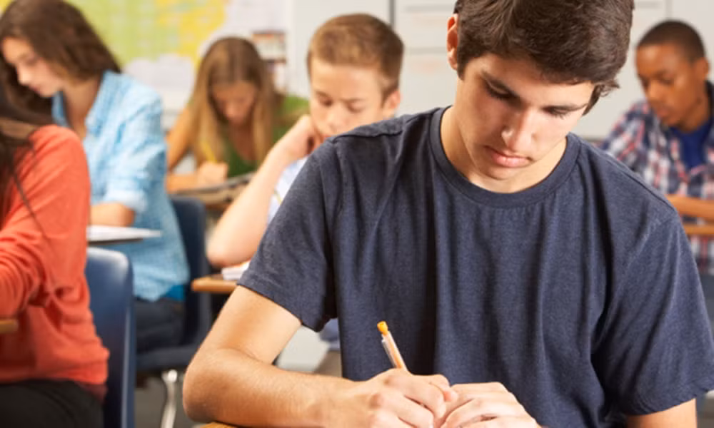 Thầy giáo IELTS Đặng Trần Tùng: “Thật ra càng đạt 9.0 mình càng... tự ti” ảnh 4