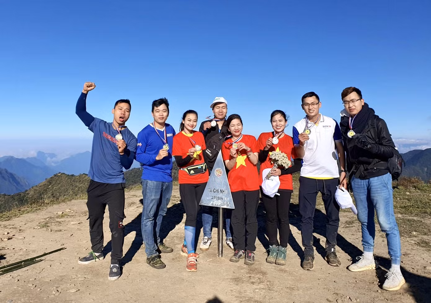 Lên đỉnh 'Thiên đường săn mây, bắt gió' Tà Chì Nhù ảnh 11