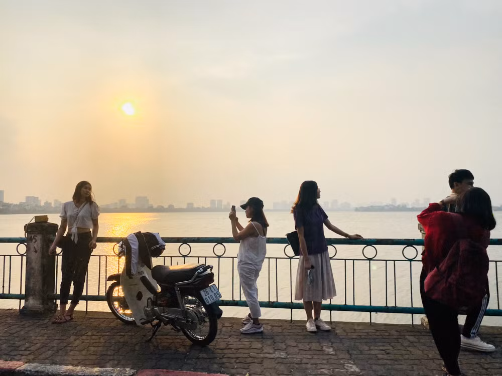 Nắng nóng lên tới 42 độ từ ngày mai ảnh 4