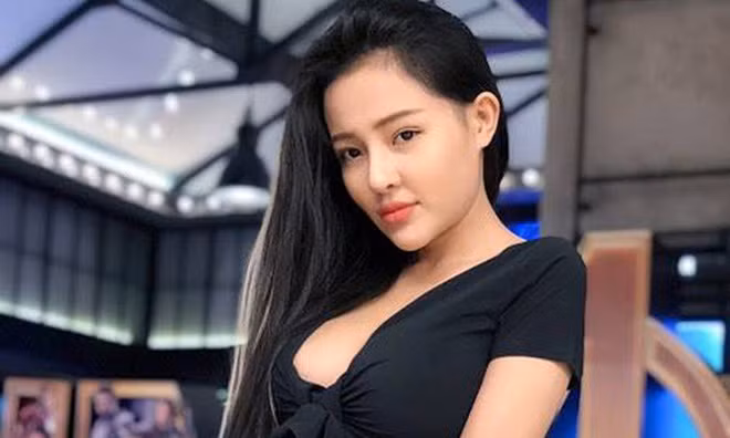 Đàm Vĩnh Hưng bất ngờ góp giọng trong ‘Tiệc trăng máu’ ảnh 7