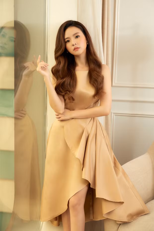 NSND Thu Quế hóa tiên nữ mộng mơ, trẻ trung đáng ngưỡng mộ ở tuổi 51 ảnh 11