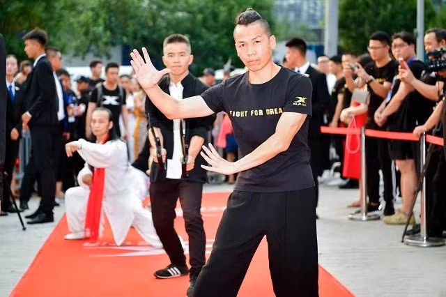 Biểu diễn khinh công, cao thủ Võ Đang gặp họa ảnh 1