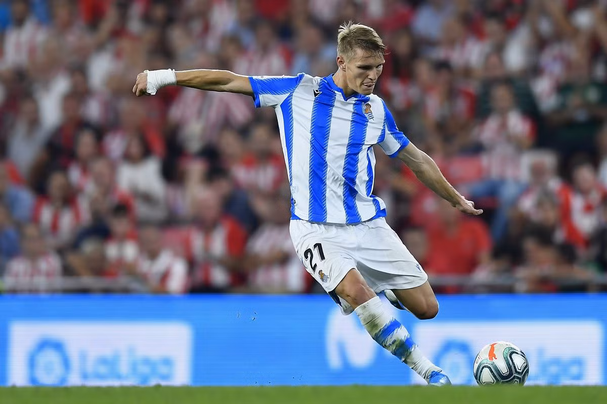 Dean Henderson hồi đáp M.U, đe dọa vị trí của De Gea ảnh 4