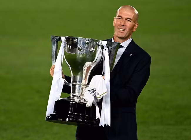 Zidane - Cỗ máy 'sản xuất' danh hiệu ở Real Madrid ảnh 1