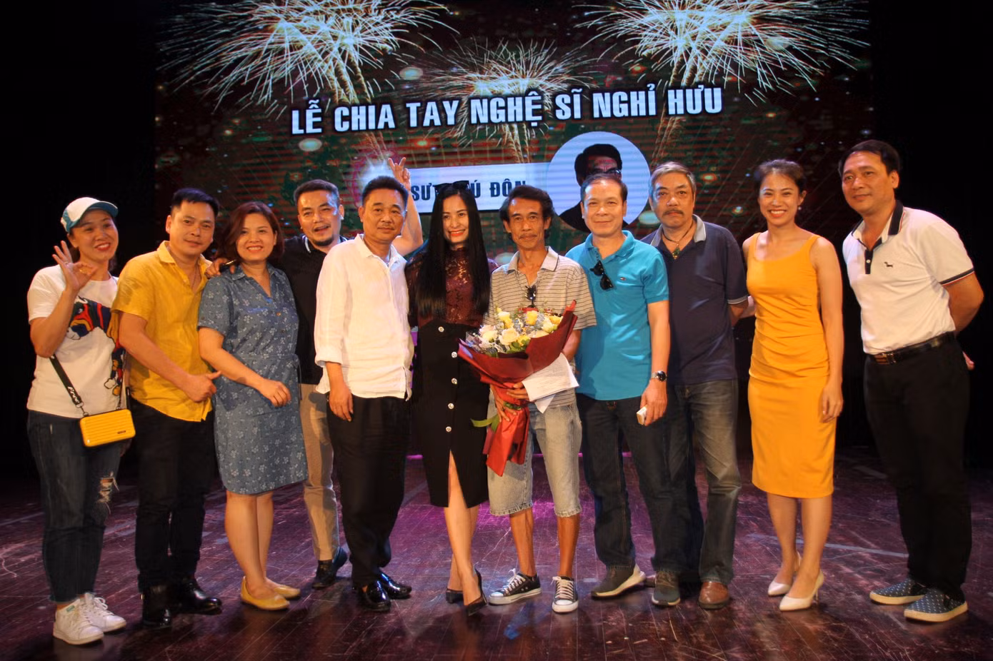 NSƯT Xuân Bắc, Quốc Khánh và nhà hát chia tay nghệ sĩ Phú Đôn ảnh 2