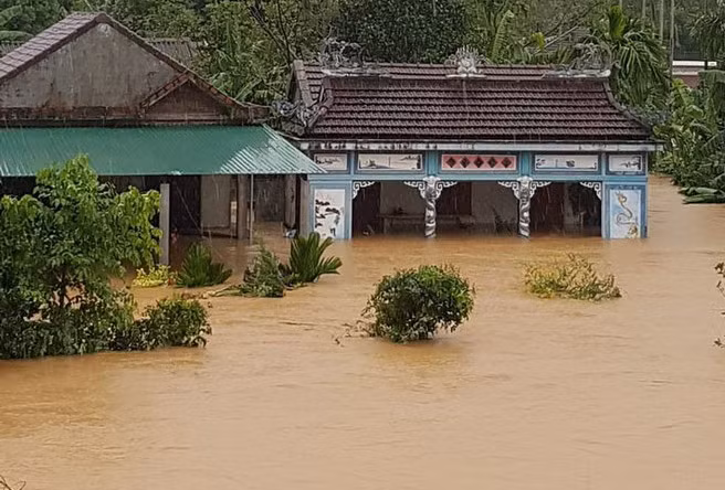 32 người chết, mất tích do mưa lũ ở miền Trung ảnh 2