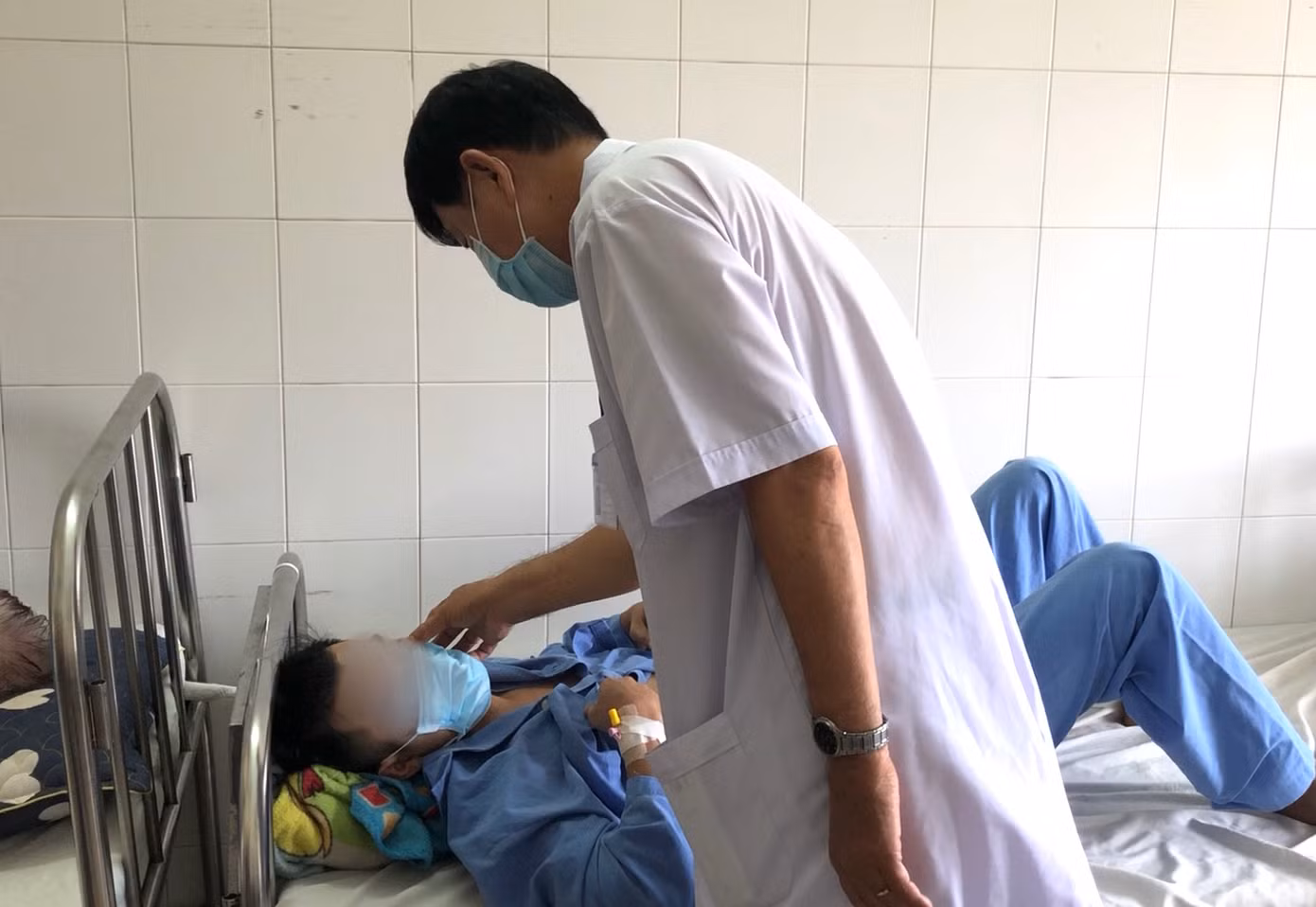 Báo động ngộ độc thuốc lá điện tử trộn ma túy ảnh 3