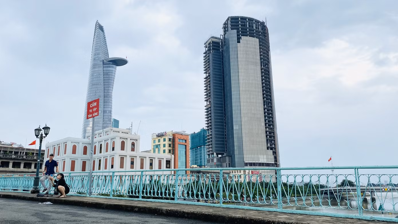 Cận cảnh cao ốc 'đất vàng' ngàn tỉ rao bán vẫn ế ảnh 8