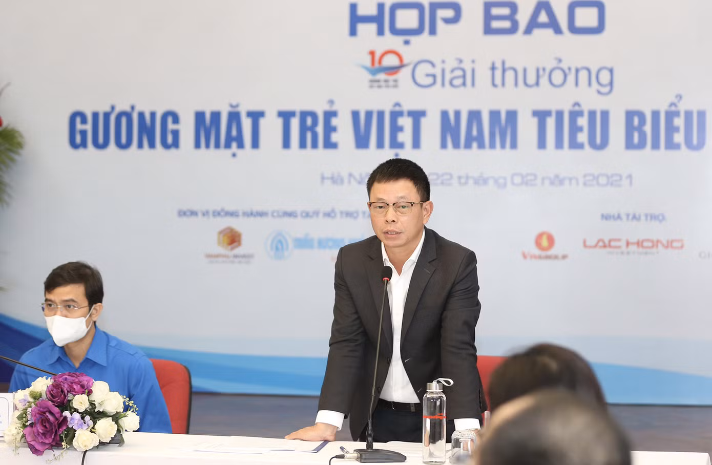 Bình chọn trực tuyến 20 đề cử Gương mặt trẻ Việt Nam tiêu biểu năm 2020 ảnh 3