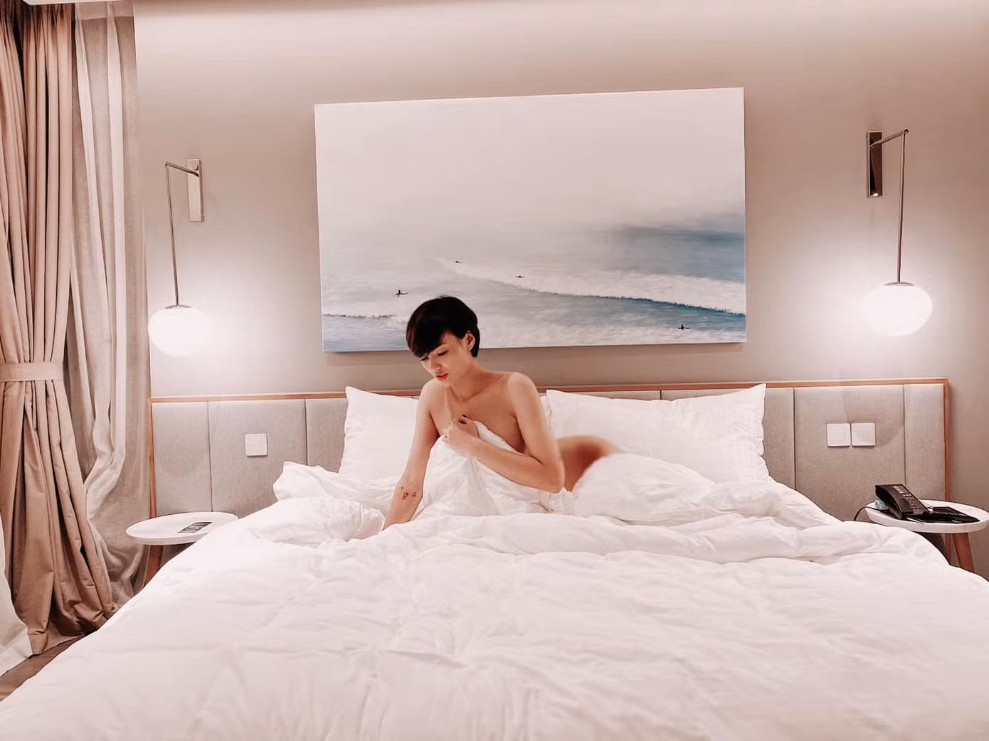 Sắc vóc quyến rũ của BTV Hoài Anh ở tuổi 40 ảnh 2