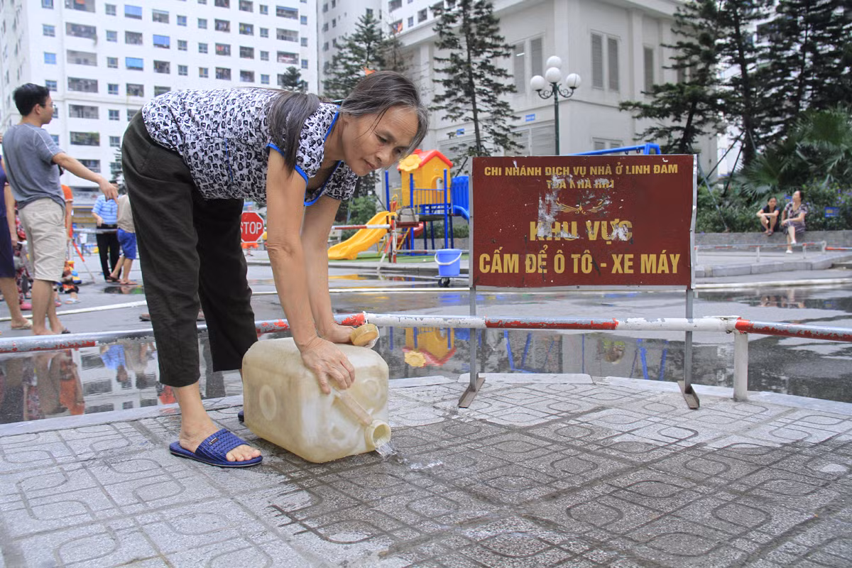 Tìm ra nguyên nhân nước miễn phí cho cư dân HH Linh Đàm có mùi tanh, vẩn đục ảnh 4
