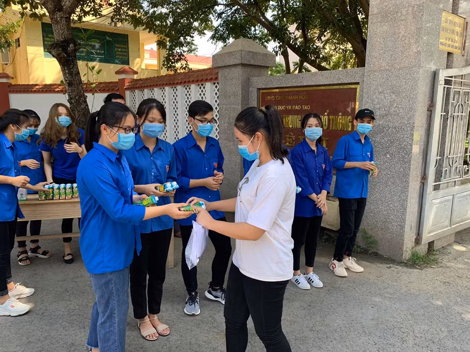 11 bác sĩ, điều dưỡng trẻ ở Đà Lạt tình nguyện vào tâm dịch COVID-19 ảnh 8