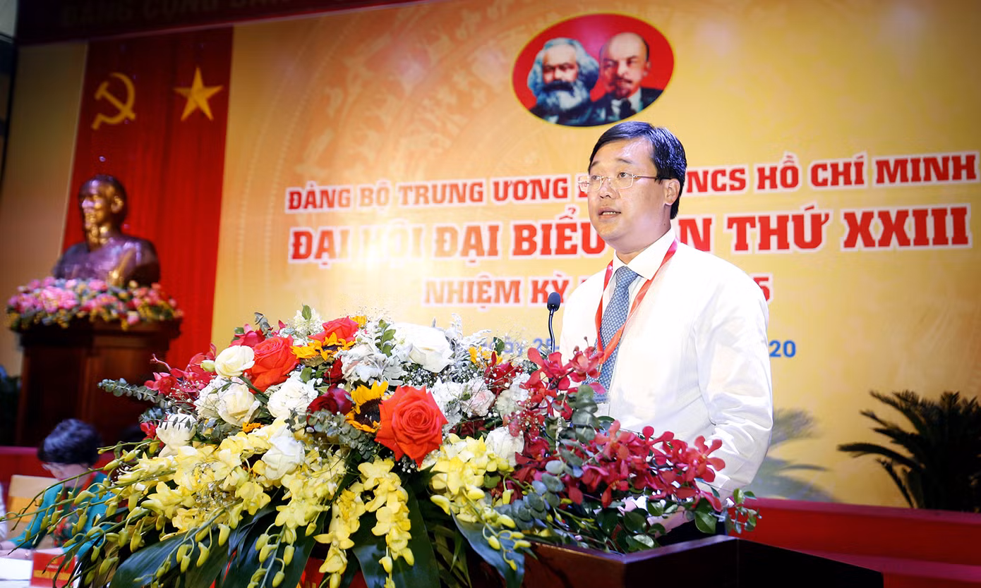 Nữ đảng viên 9X điển hình học tập, làm theo lời Bác ảnh 5