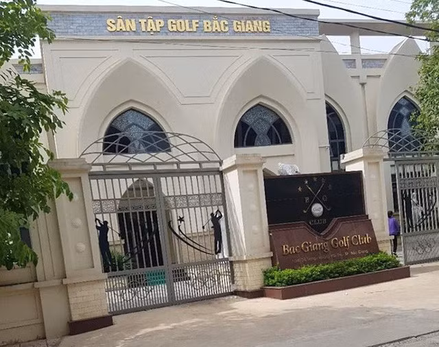 Tận thấy khu đất công biến thành sân tập golf ở Bắc Giang ảnh 2