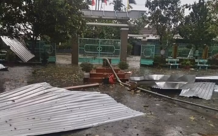 Lũ vượt mốc lịch sử do bão số 9, Trung ương báo động sơ tán dân khẩn cấp ảnh 1 Lũ vượt mốc lịch sử do bão số 9, Trung ương báo động sơ tán dân khẩn cấp ảnh 1